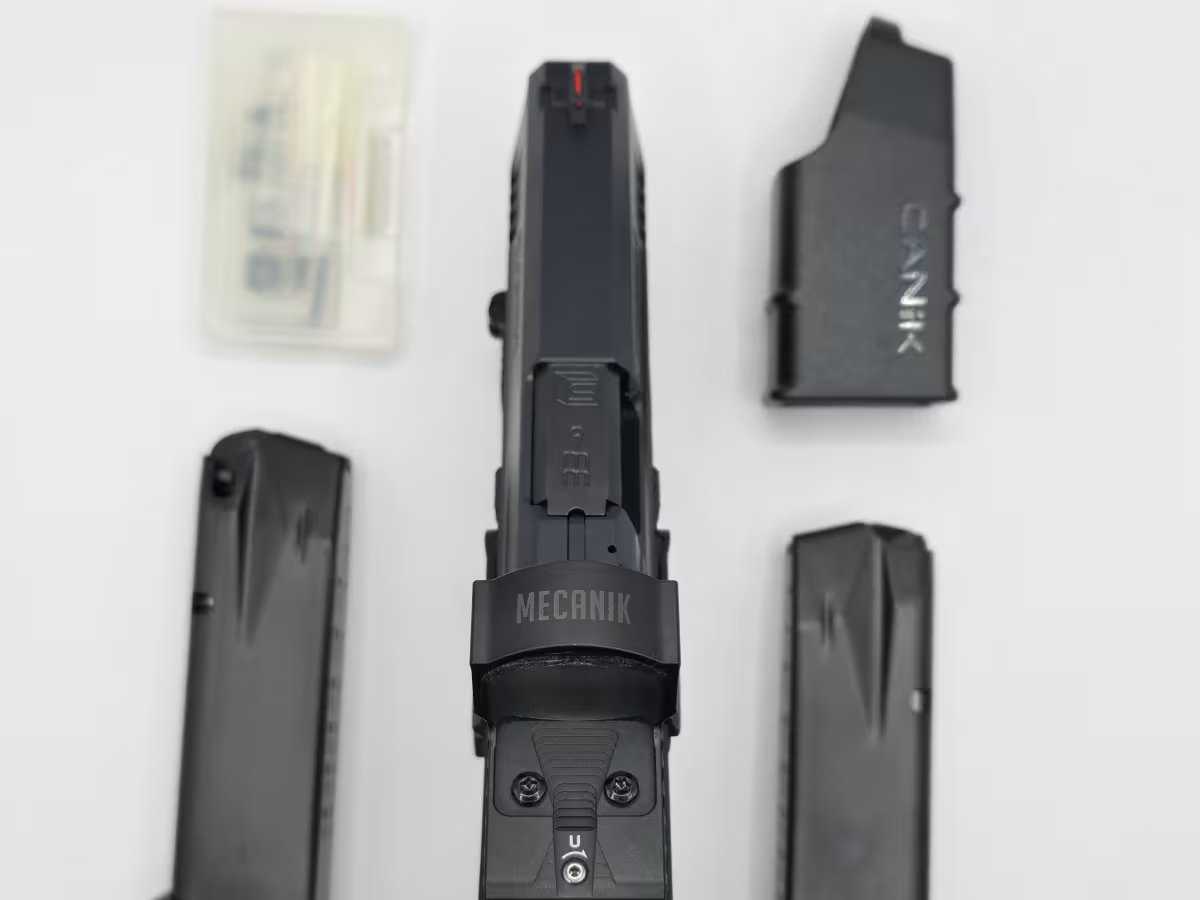 Canik TP9 Elite S Combat – Olight Fener + Red Dot Full Set (Çok Temiz)