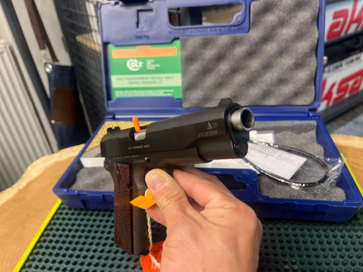 COLT 1911 CLASSIC 45 ACP