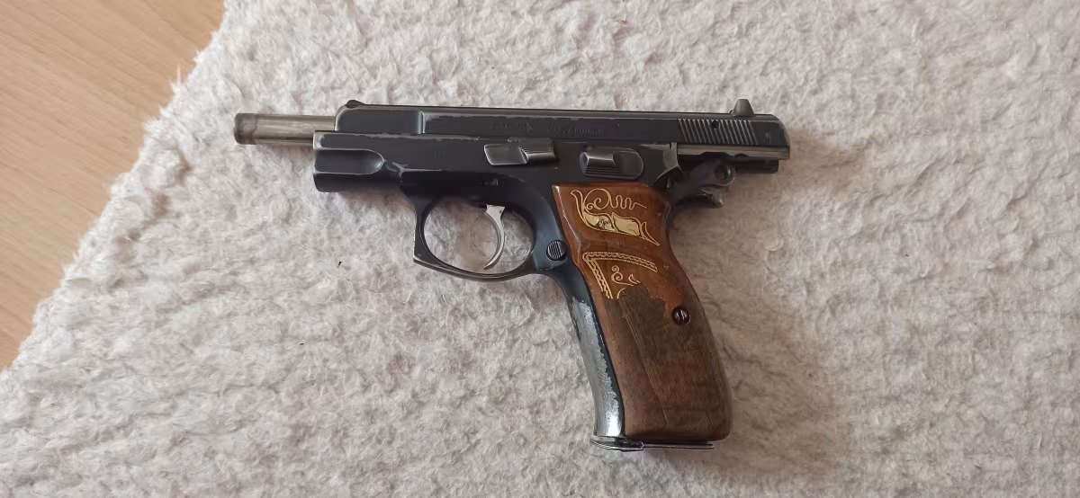 CZ 75 B