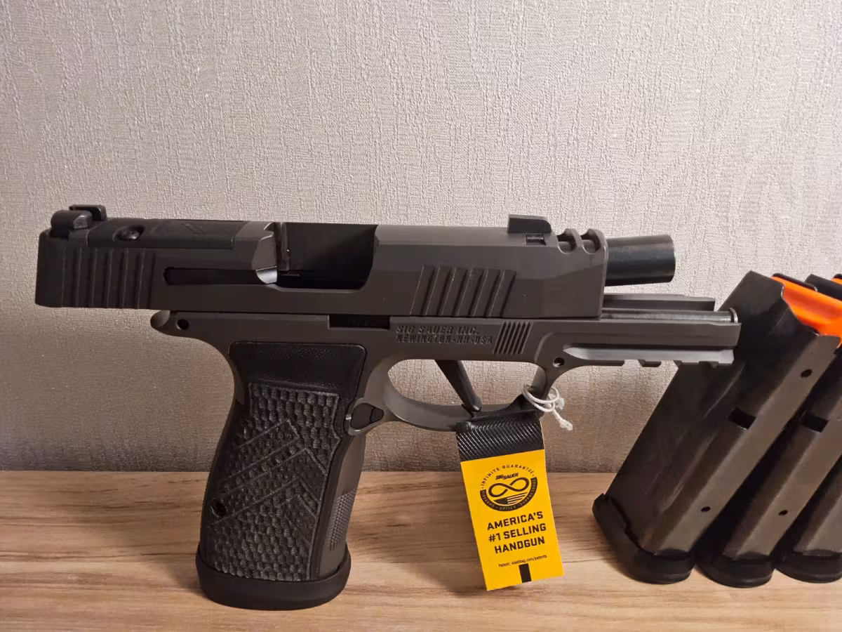 Sig Sauer P365 AXG Legion