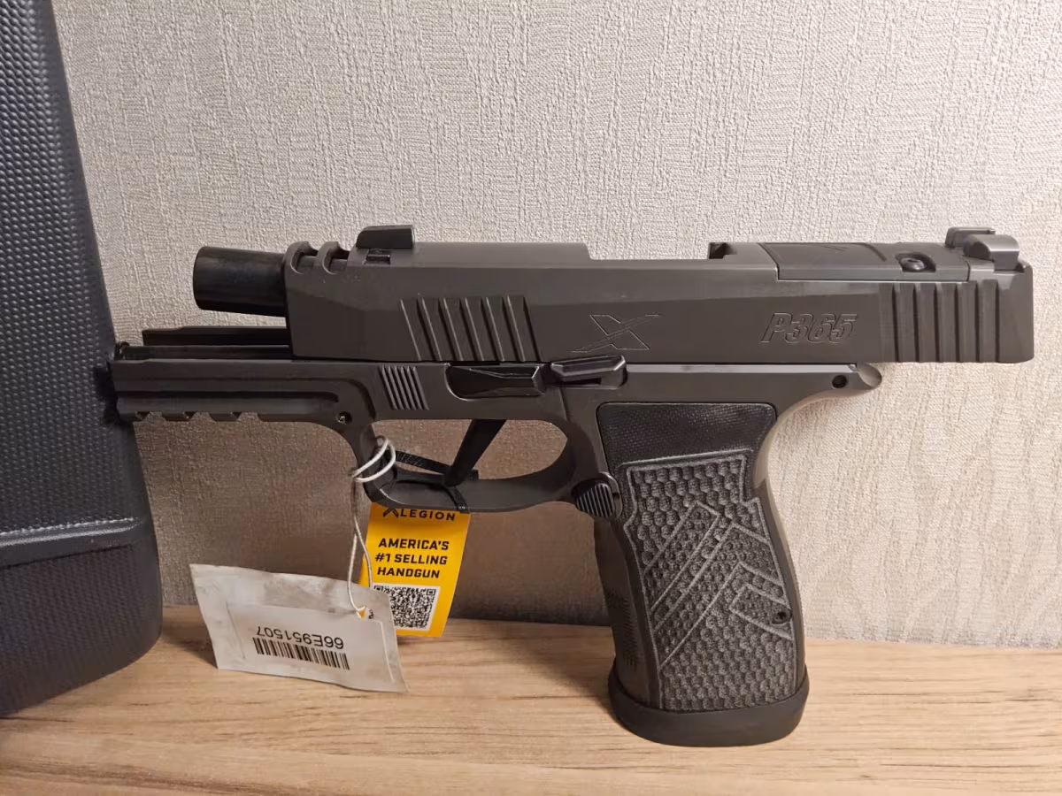 Sig Sauer P365 AXG Legion