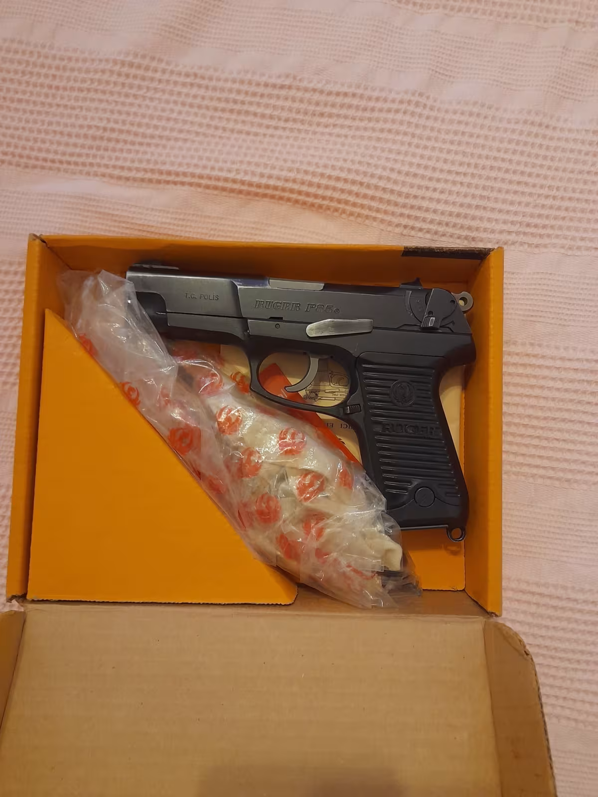 Ruger P85