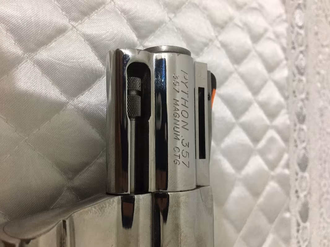 COLT PYTHON 357 MAGNUM