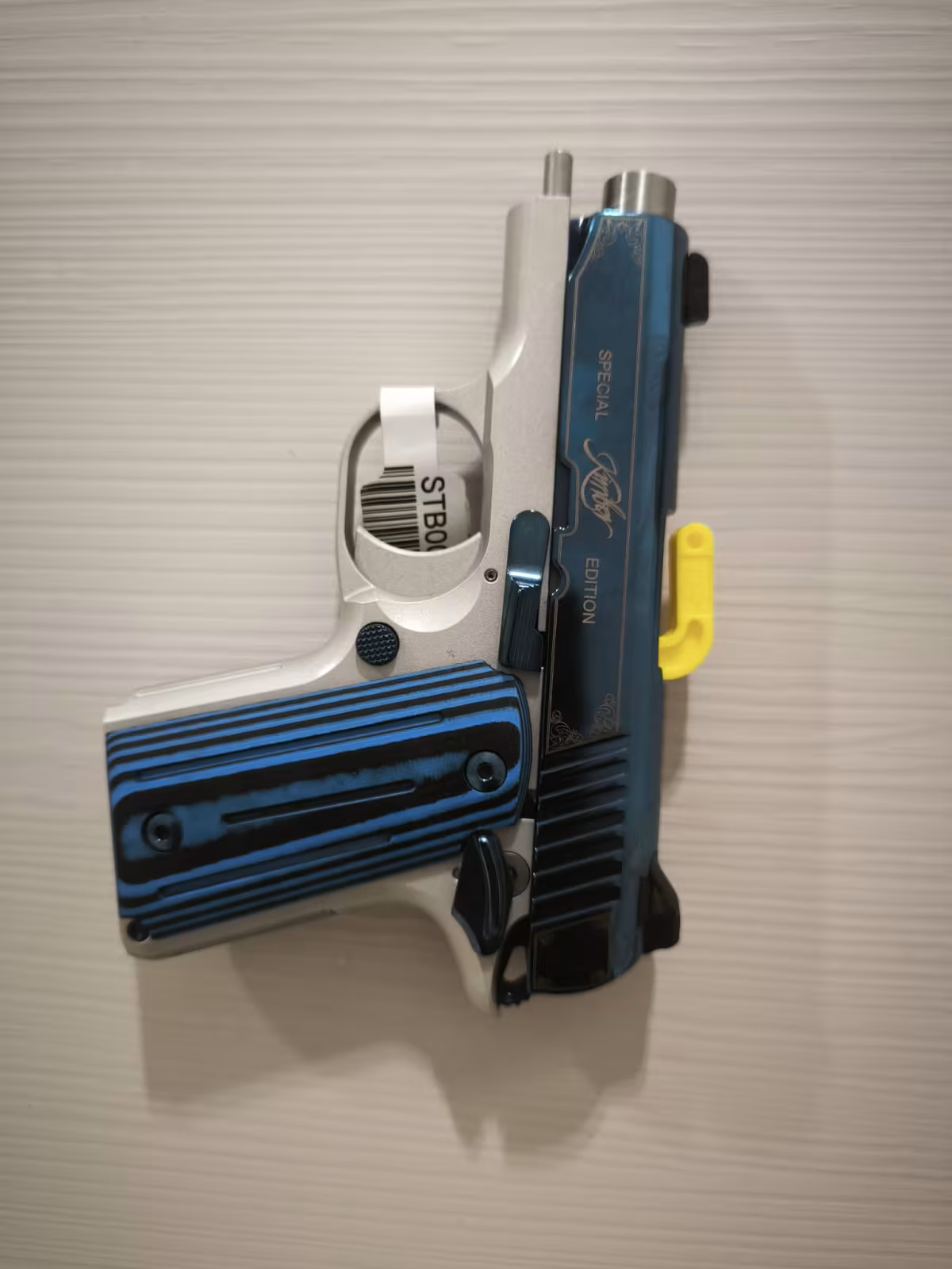 Koleksiyonluk Sıfır - Kimber Micro 9 Sapphire (Şarjör Takılmadı)