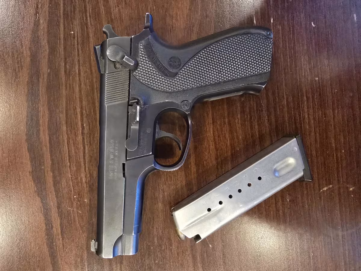 Smith&Wesson 5904 Sıfır ayarında.