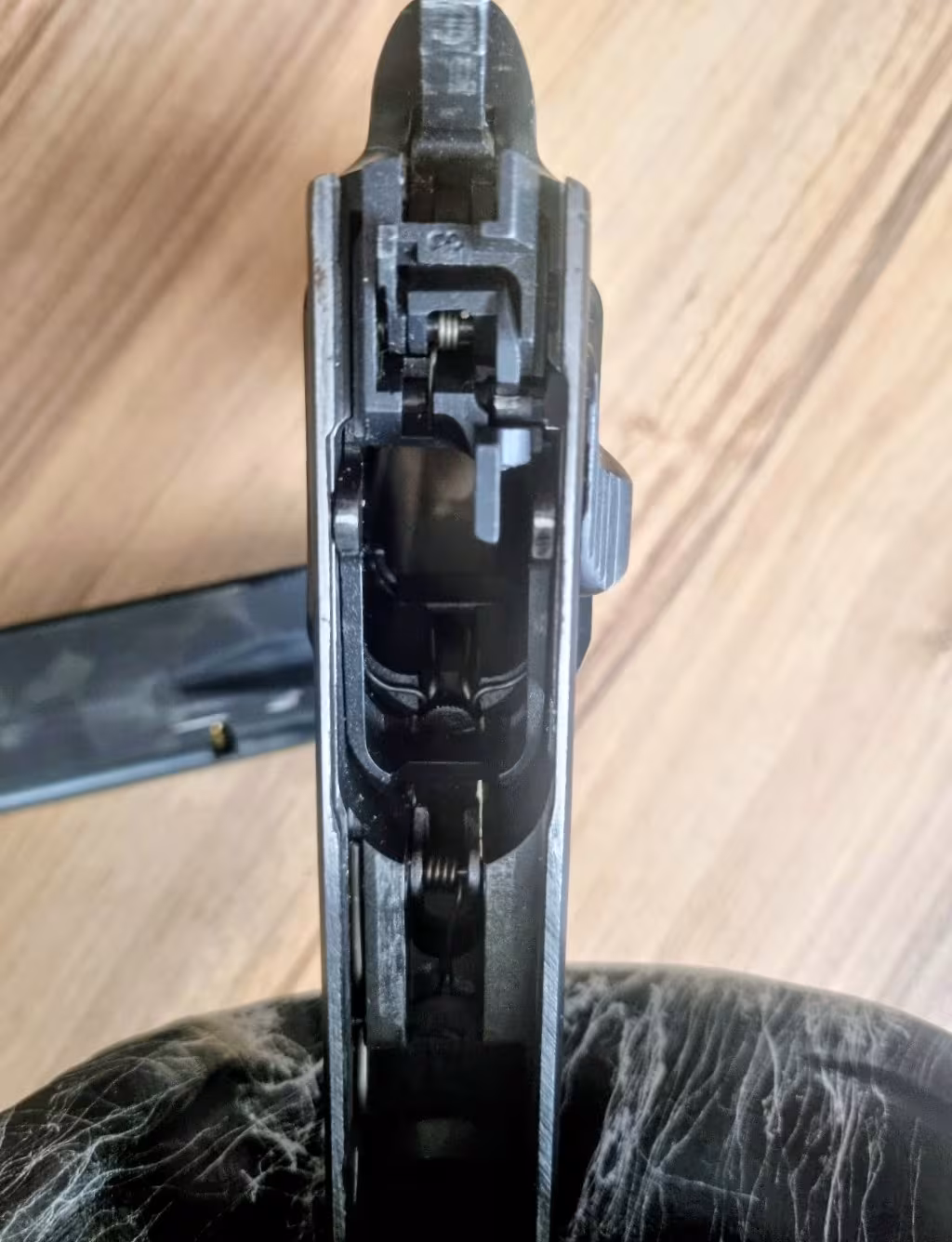 Kamu personelinden tertemiz Cz75b