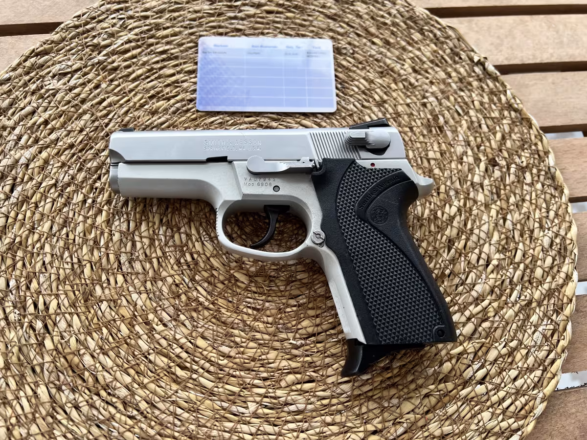Smithwesson 6906