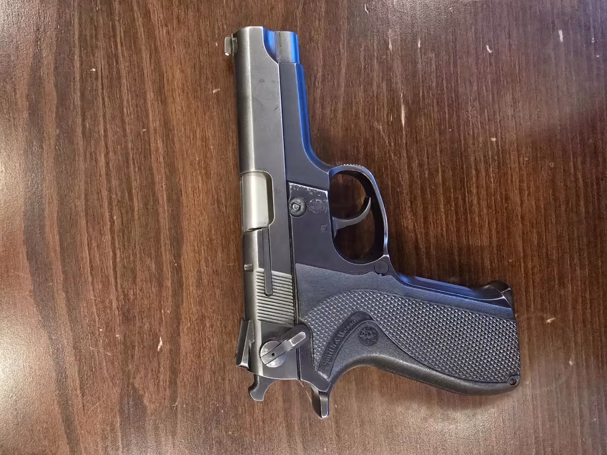 Smith&Wesson 5904 Sıfır ayarında.