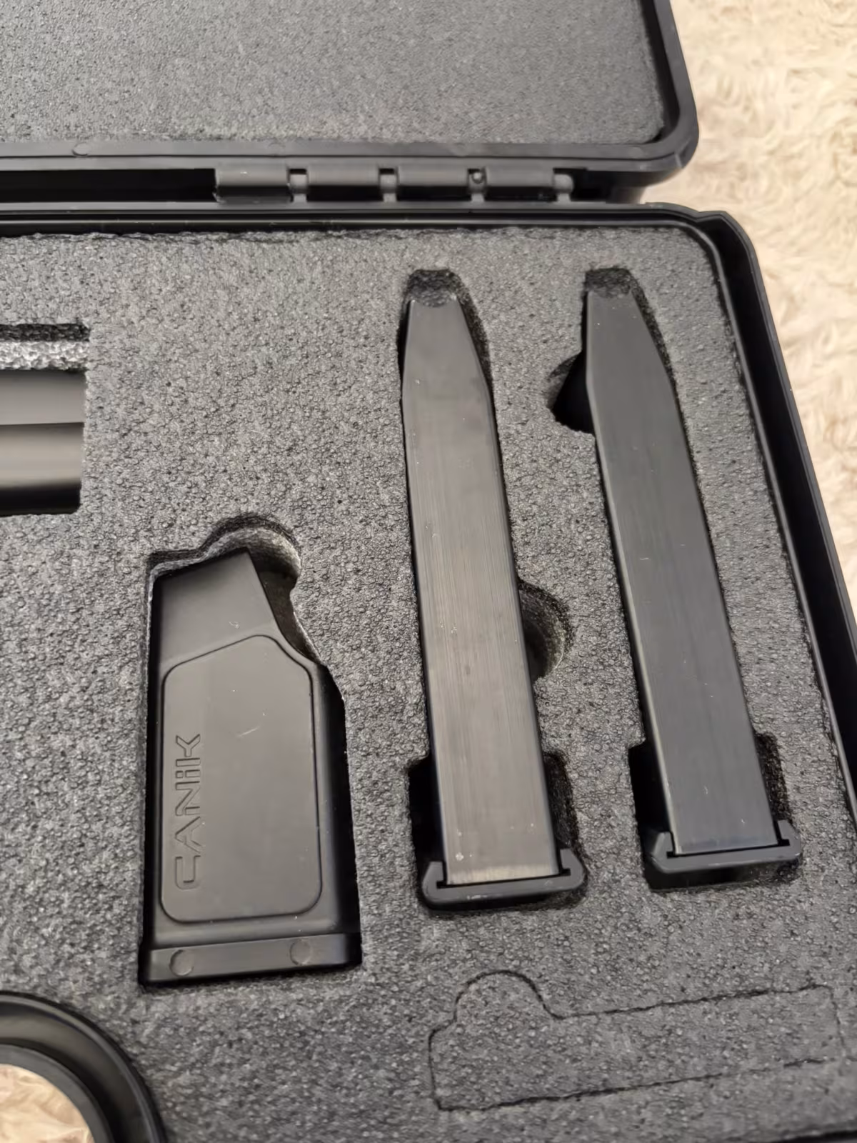 Canik L-120 ( CZ75’ in aynısı)