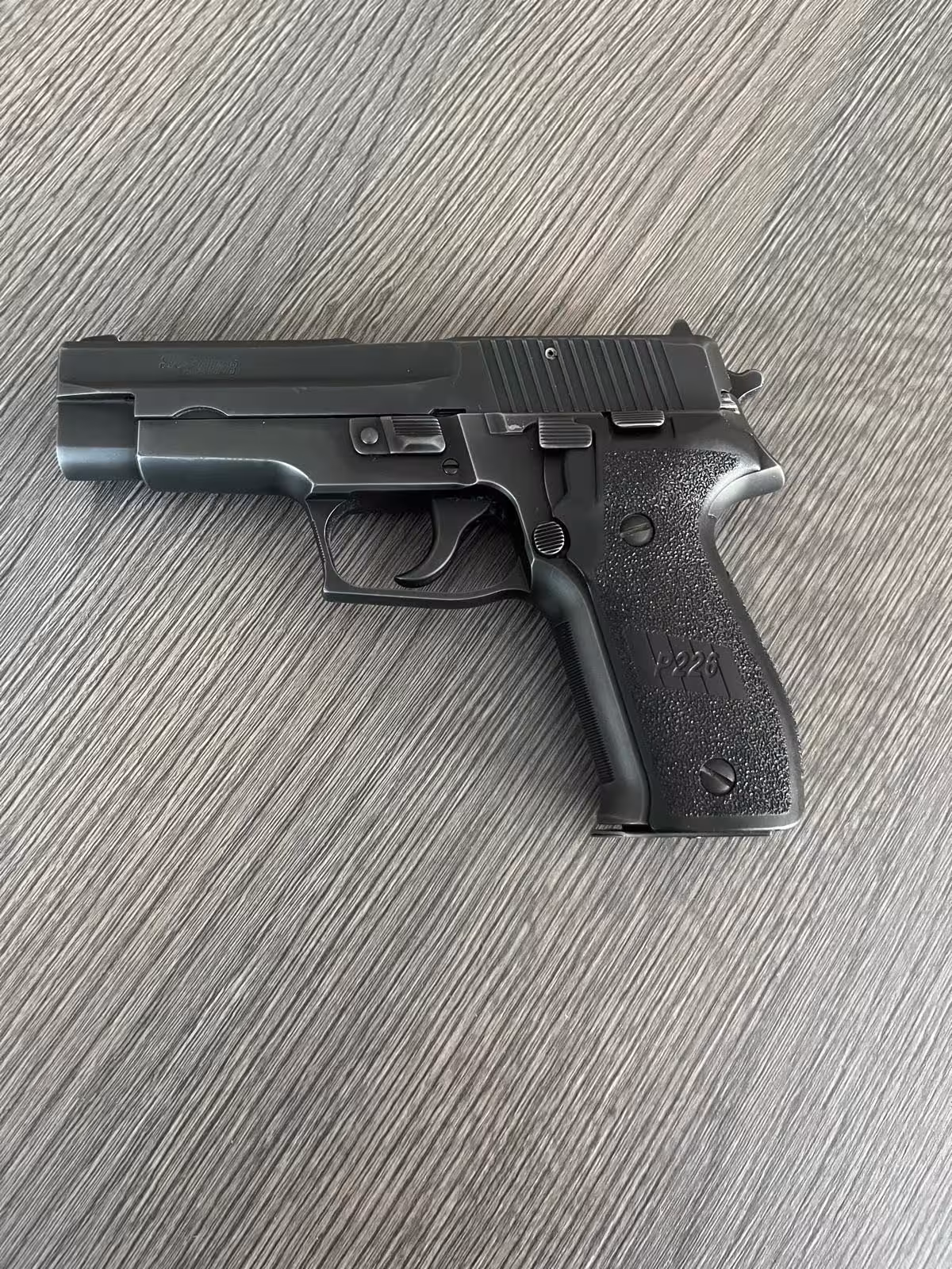 İLK SAHİBİNDEN TERTEMİZ SİG SAUER P226