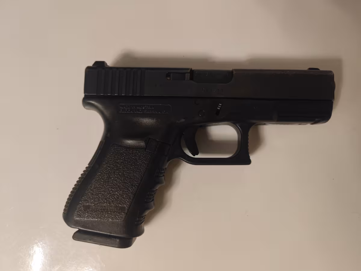 Glock 19