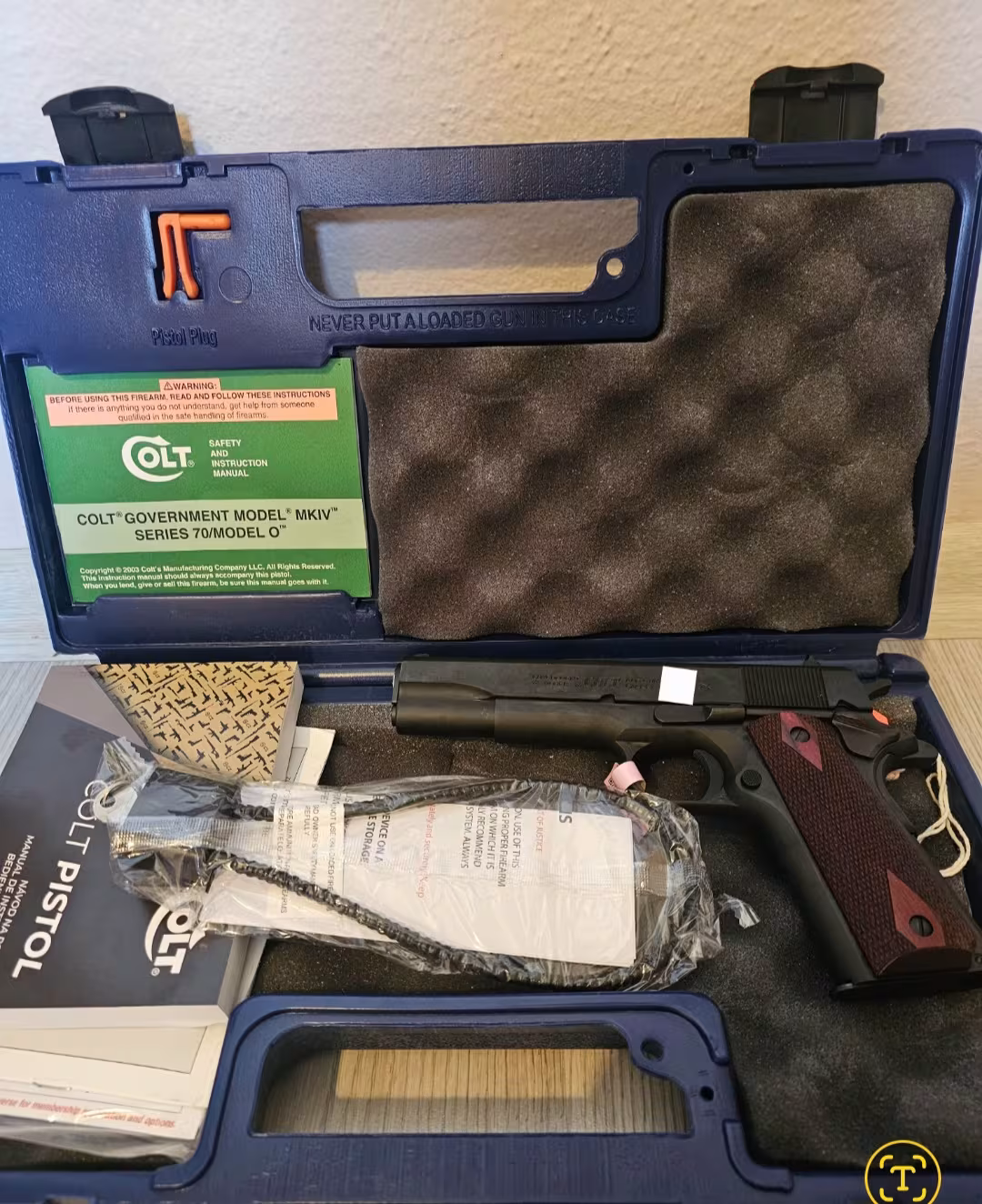 Kamu görevlisinden sıfır kutusunda colt 1911