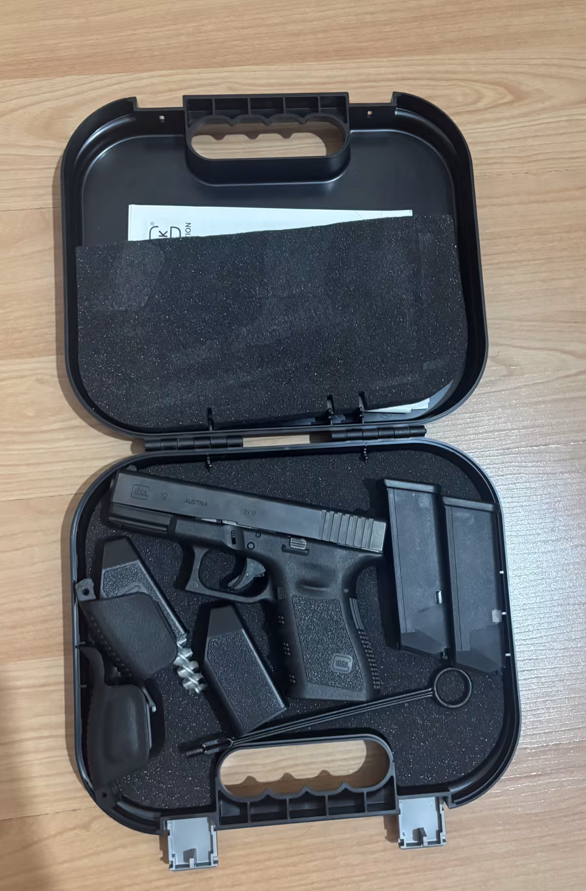 Glock 19 gen 3 sıfır bulundurma ruhsatlı
