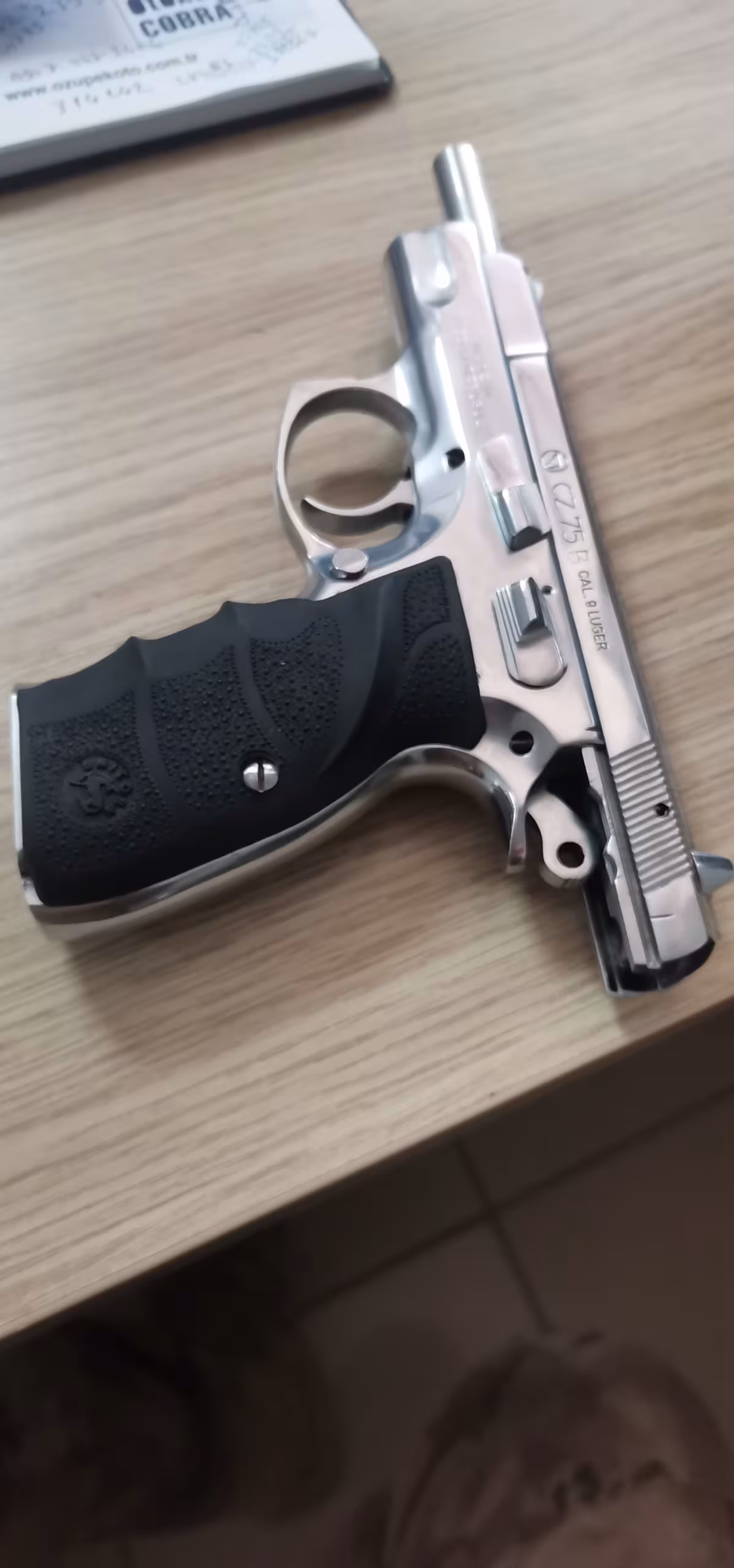CZ 75B POLİS MEMURUNDAN