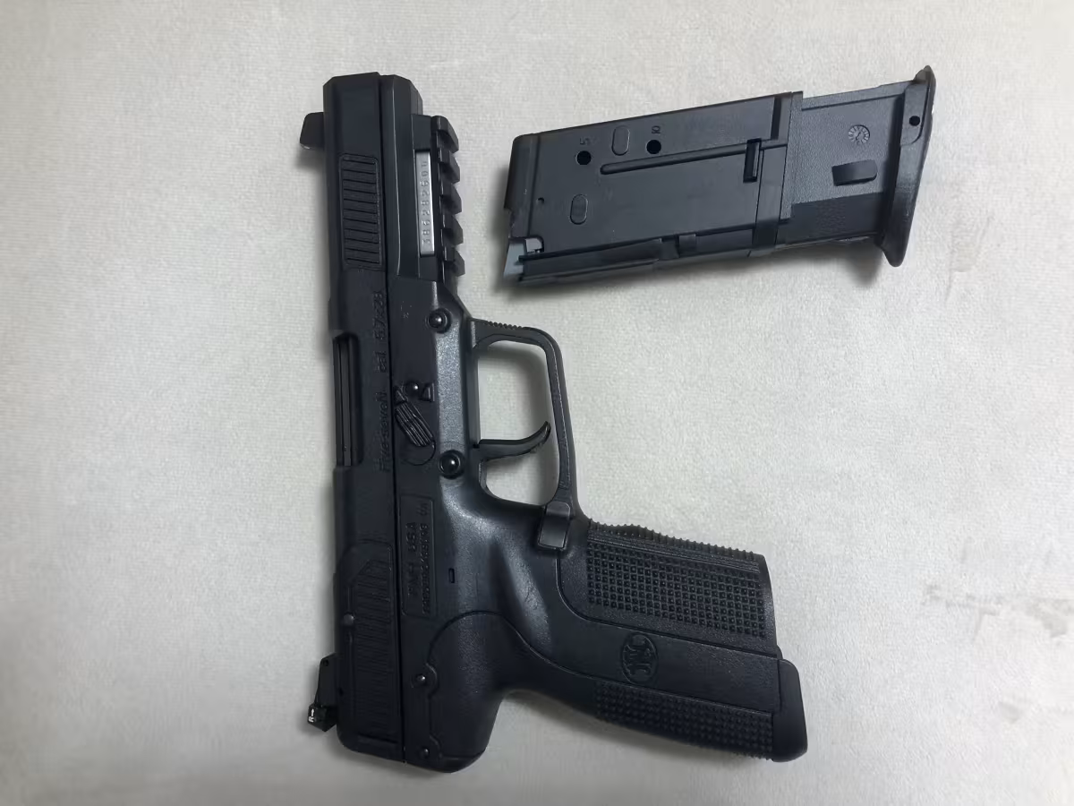 Fn 57