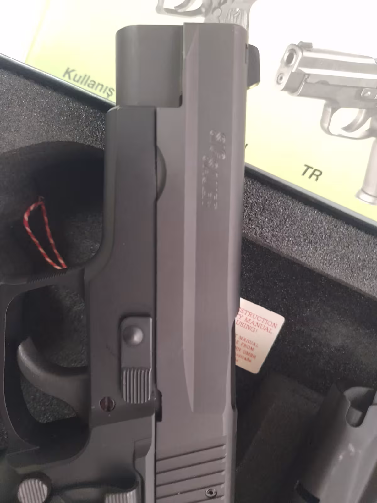P226