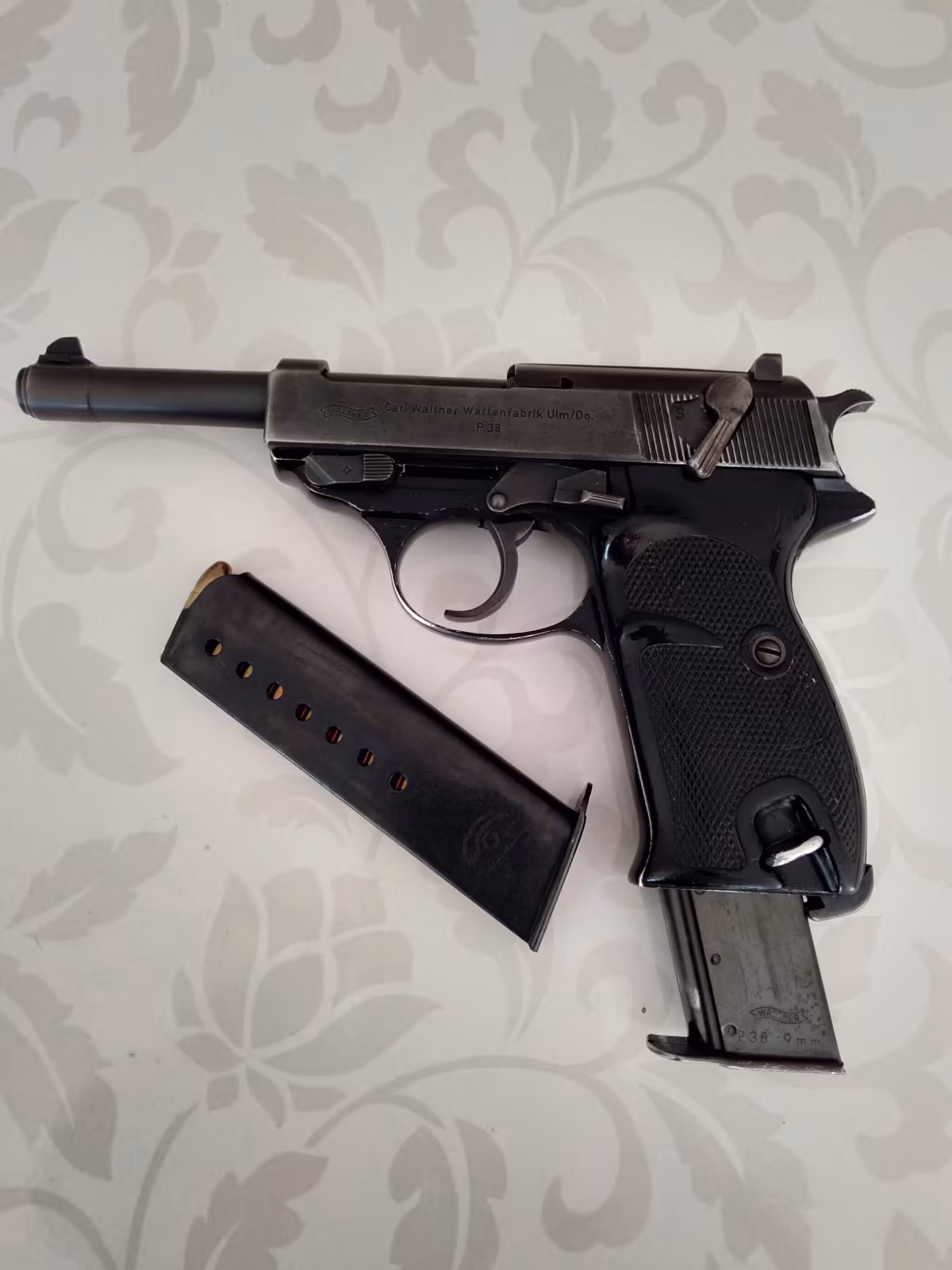 ALMAN WALTHER P38