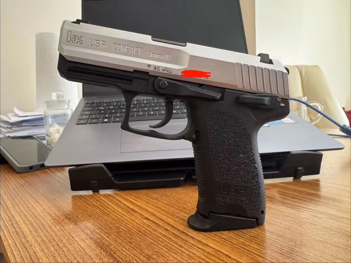 HK USP COMPACT
