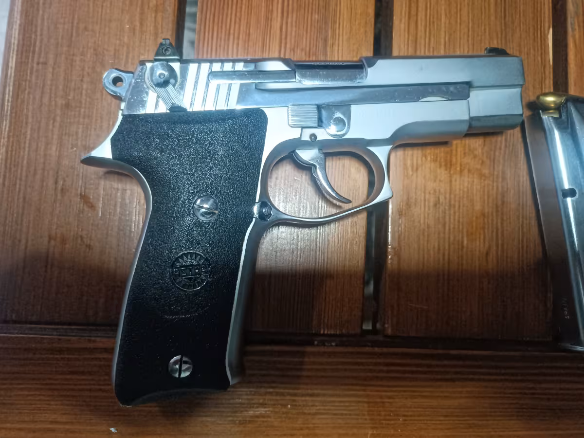 Emekli Askeri Personel den Astra A900 XS marka tabanca