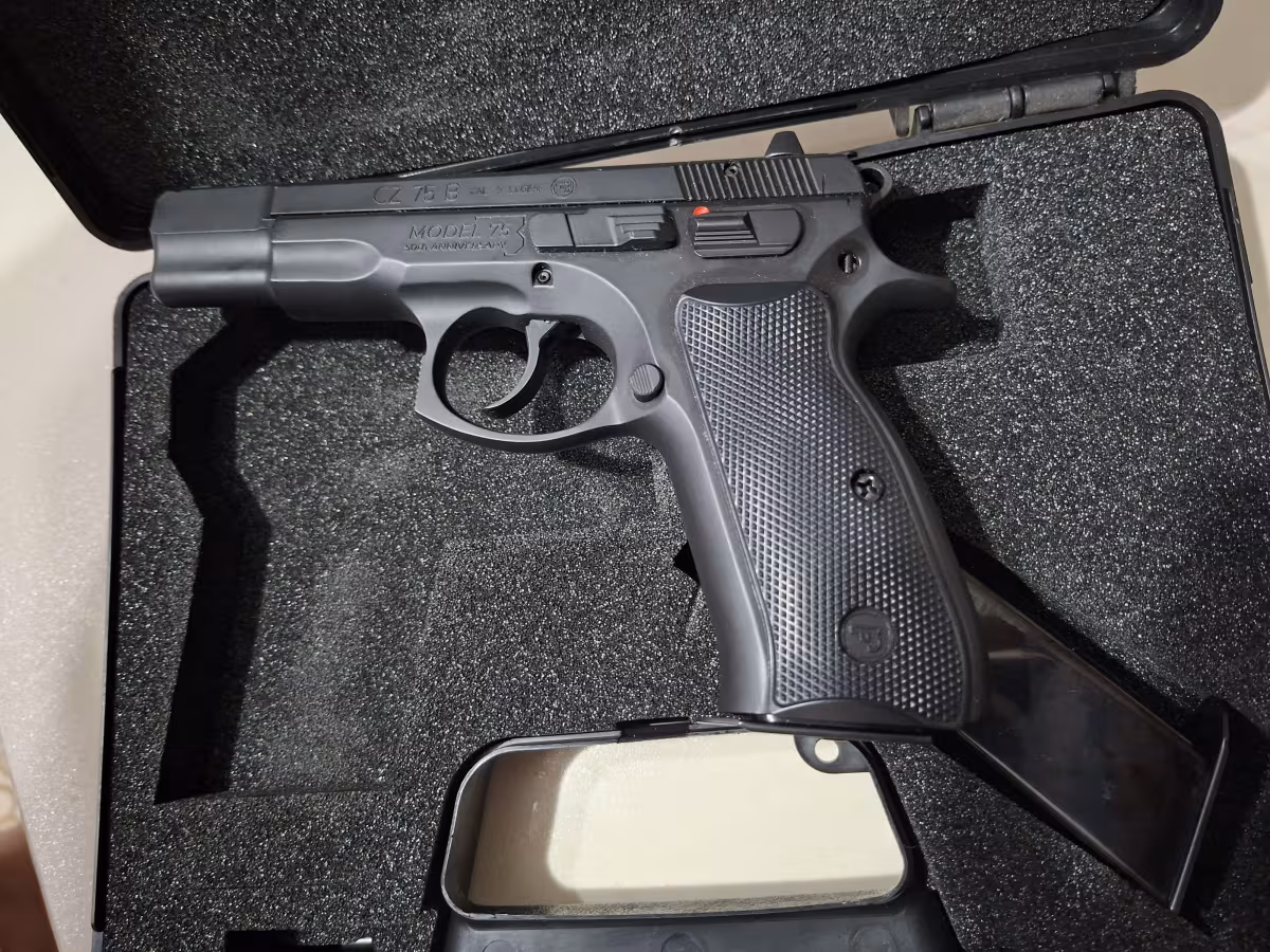 Memurdan satılık Cz 75 B