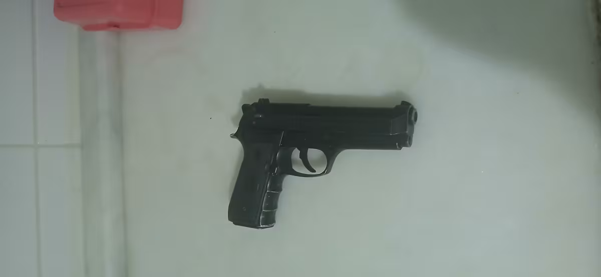 Eski polisden Yavuz 16 compact