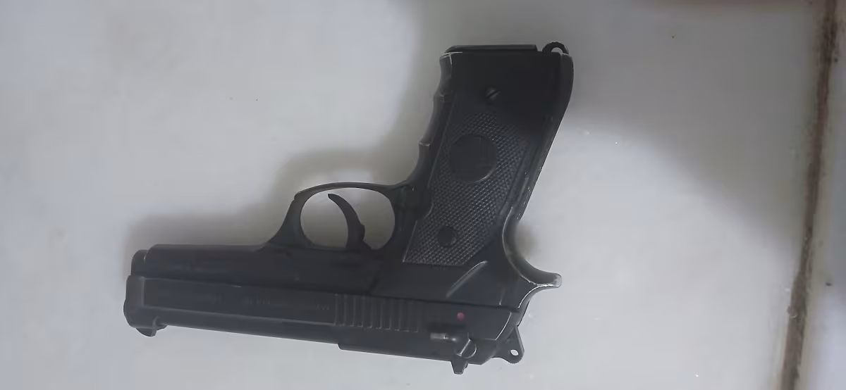 Eski polisden Yavuz 16 compact