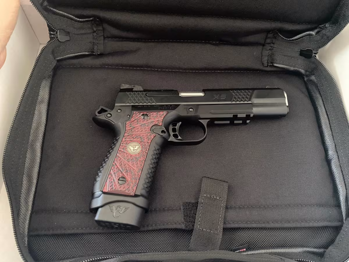 Wilson Combat EDC  X9 2.0