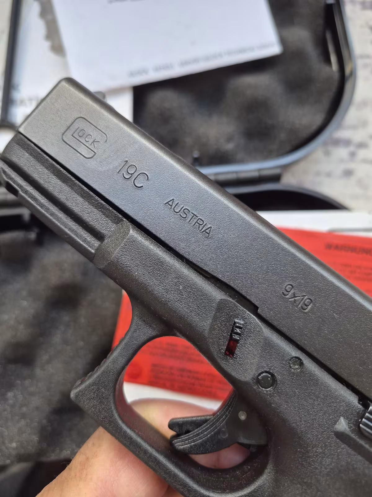 ANAHTARLI KOMPANSATÖRLÜ GLOCK-19C