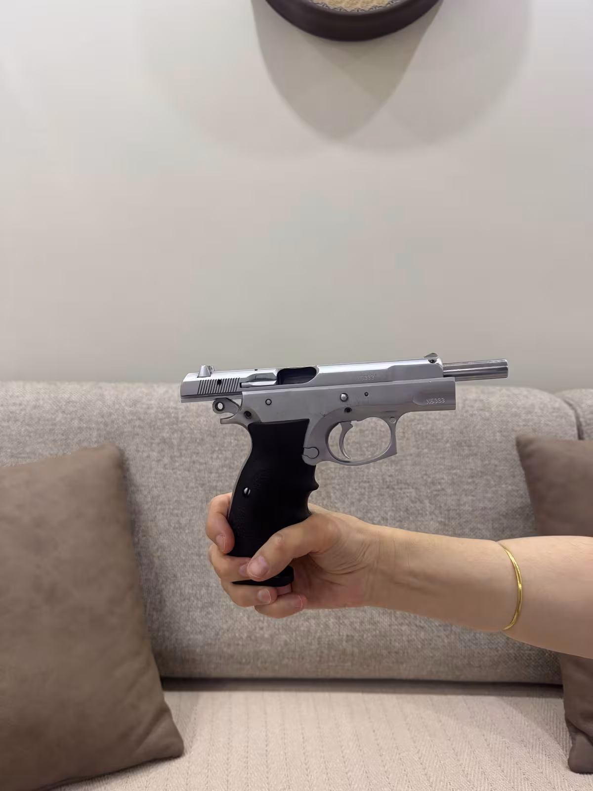 EMEKLİ EMNİYET MÜDÜRÜNDEN 9mm CZ 75 !