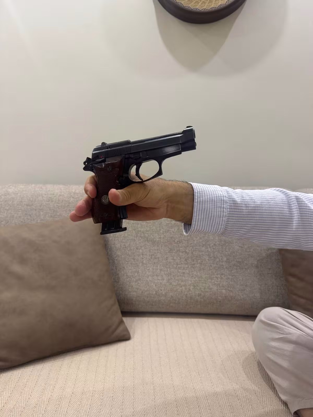 EMEKLİ EMNİYET MÜDÜRÜNDEN 7,65 ÇAPINDA 12+1 KAPASİTELİ ORİJİNAL BARETTA !
