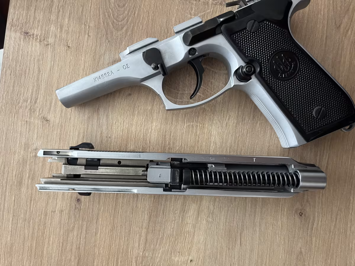 Emekli polisten temiz Pıetro Beretta