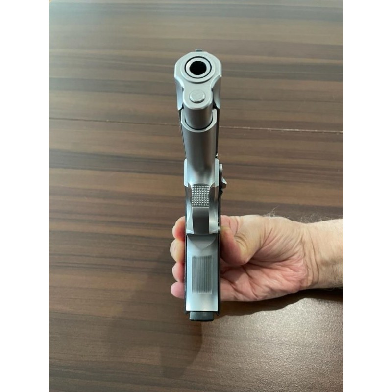 YARGI MENSUBUNUN KOLEKSİYONUNDAN...  Smith Wesson 5906