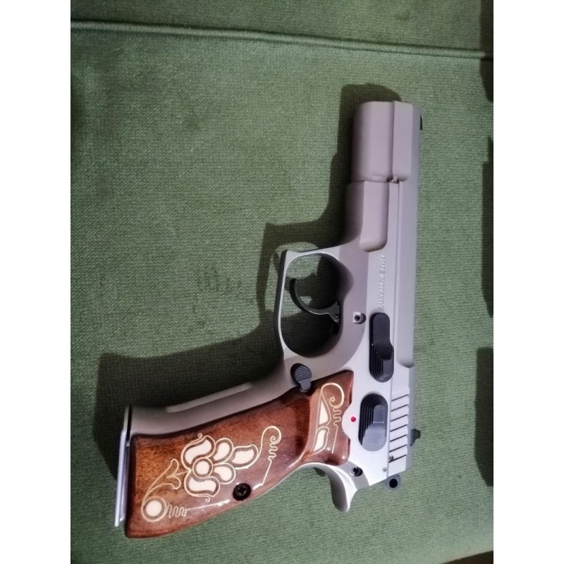 Sıfır gri kılınç 2000