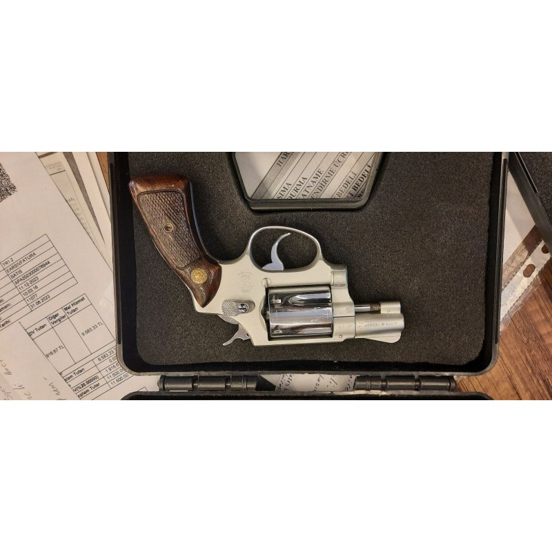 SMTH WESSON LADY  5 Lİ 38 CAL.