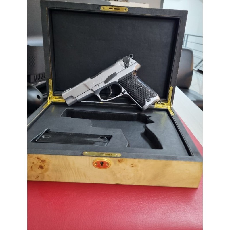 Ruger p85