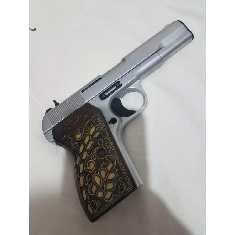 Askeri personelden temiz Alman Parabellum  9*19 mm