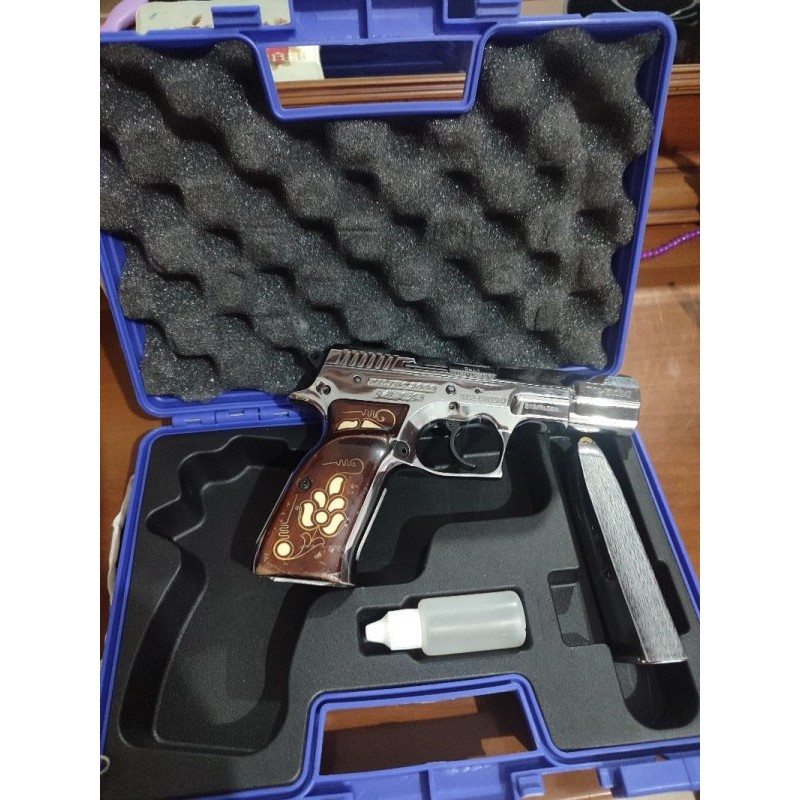 Temiz kullanılmış Sarsılmaz