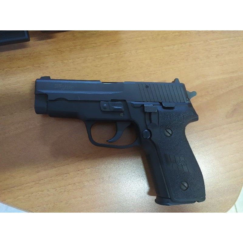 Sig Sauer P 228 S