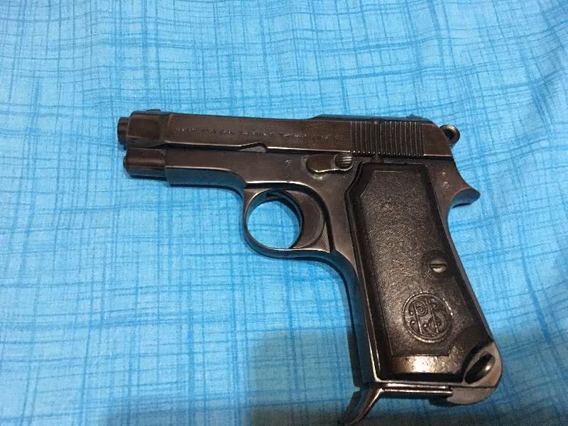 ACİL BERETTA 7,65 RUHSAT SÜRESİ DOLDUĞUNDAN SATILIKTIR.