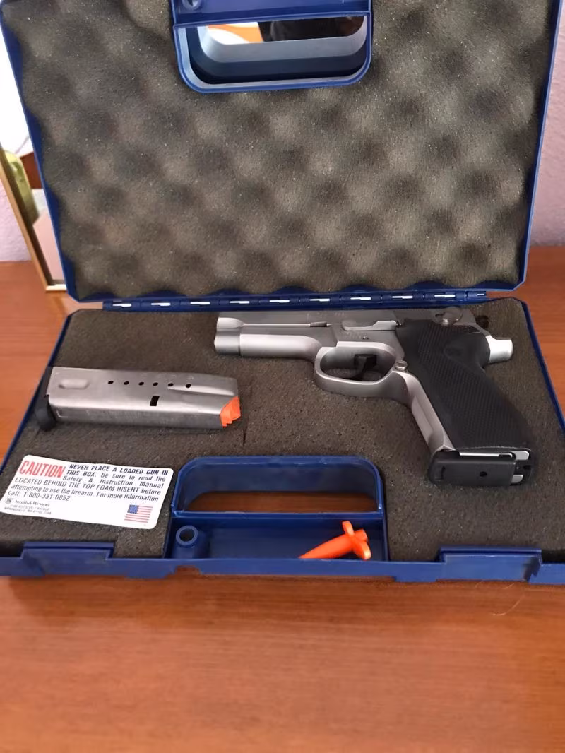 Smith Wesson 5906 15+1 neredeyse kullanılmadı