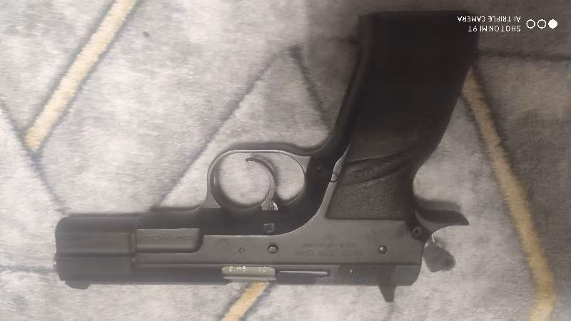 Emekli askeri personelden sarsilmaz