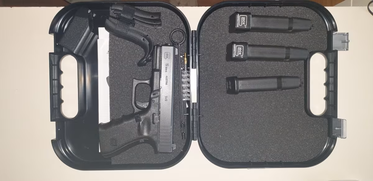 SAHİBİNDEN GLOCK GEN4