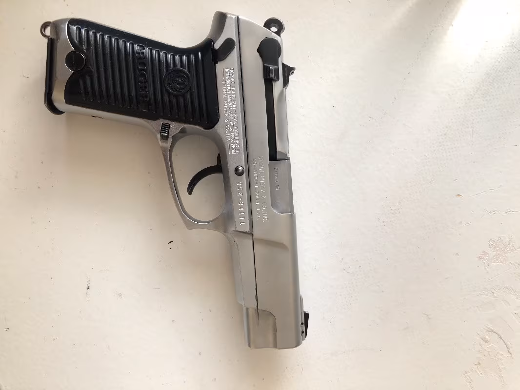 Polis Memurundan P85