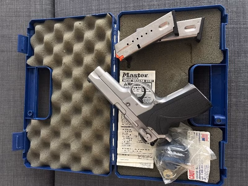 İlk sahibinden Smith & Wesson 5906