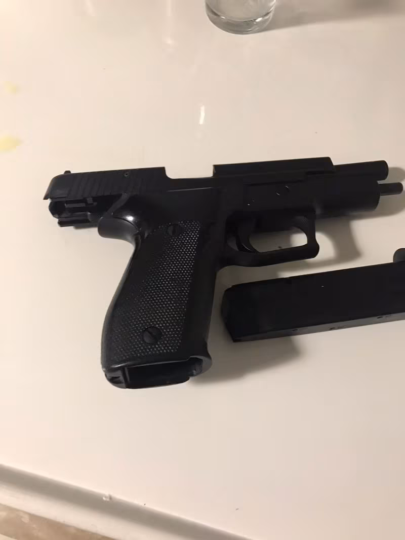 Sig Sauer P226 emekli astsubaydan