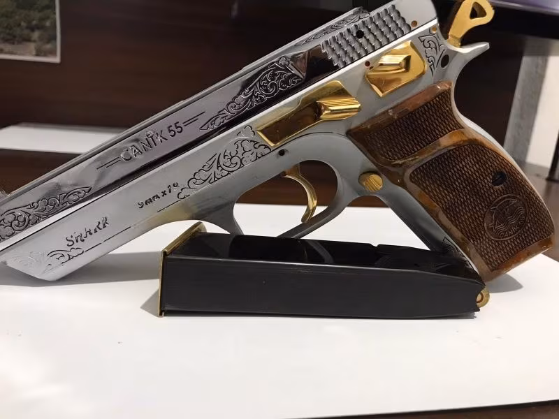 EMEKLİ MEMURDAN RUHSATLI ÖZEL YAPIM SİLAH