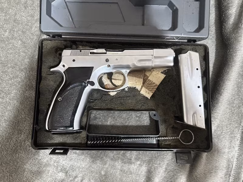 CZ-75 B