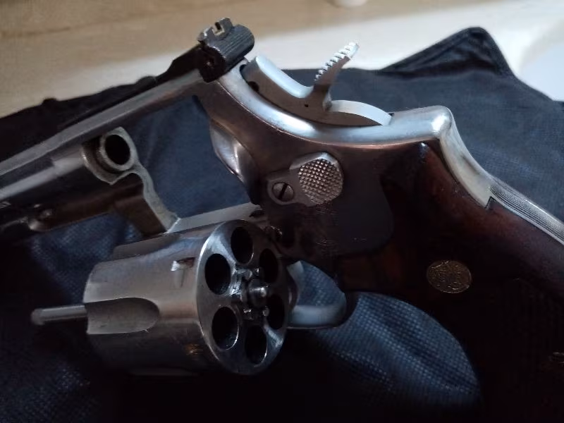 SMITH WESSON 357 MAGNUM 6 İNÇ