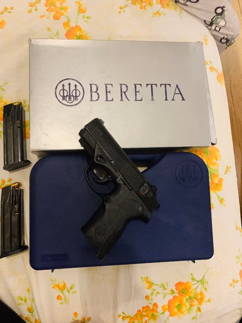 BERETTA PX4 STORM kutusunda ve extra malzemeleriyle..