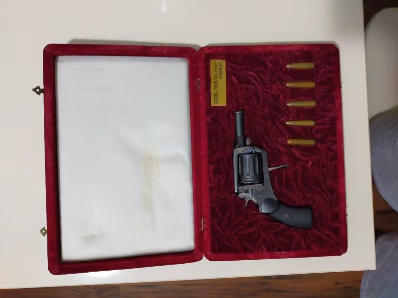 Fransız 1905 Lebel Kal 8 mm Revolver Tipi Tabanca